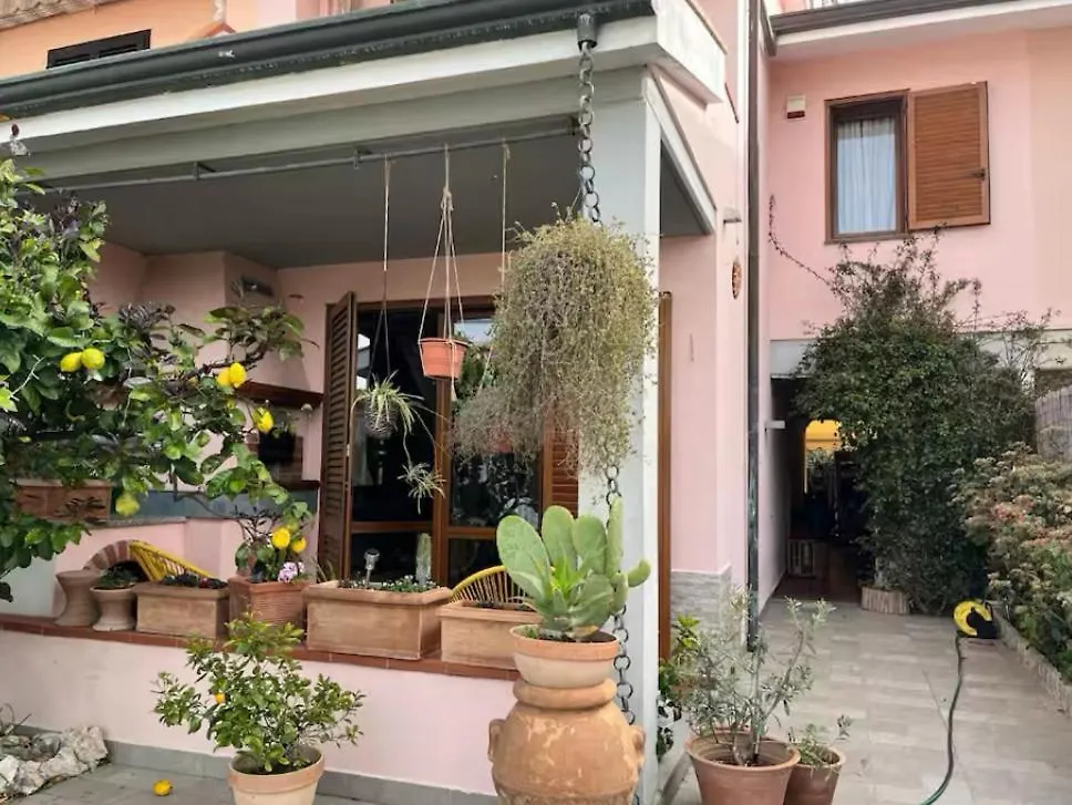 Casa Audrey Apartment Torre del Lago Puccini Homestay